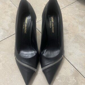 Saint Laurent Leather Pumps black